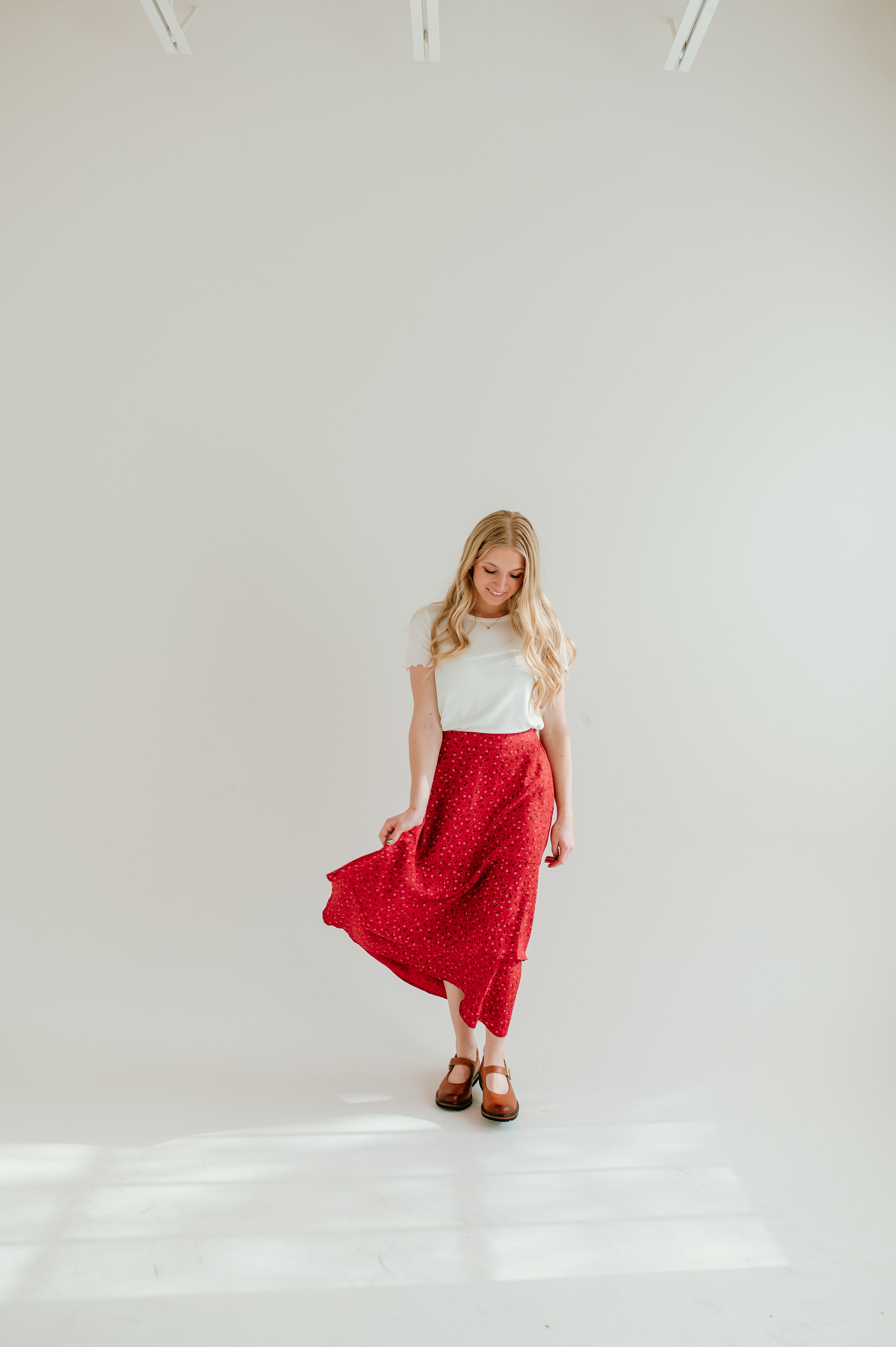 red floral tiered midi skirt
