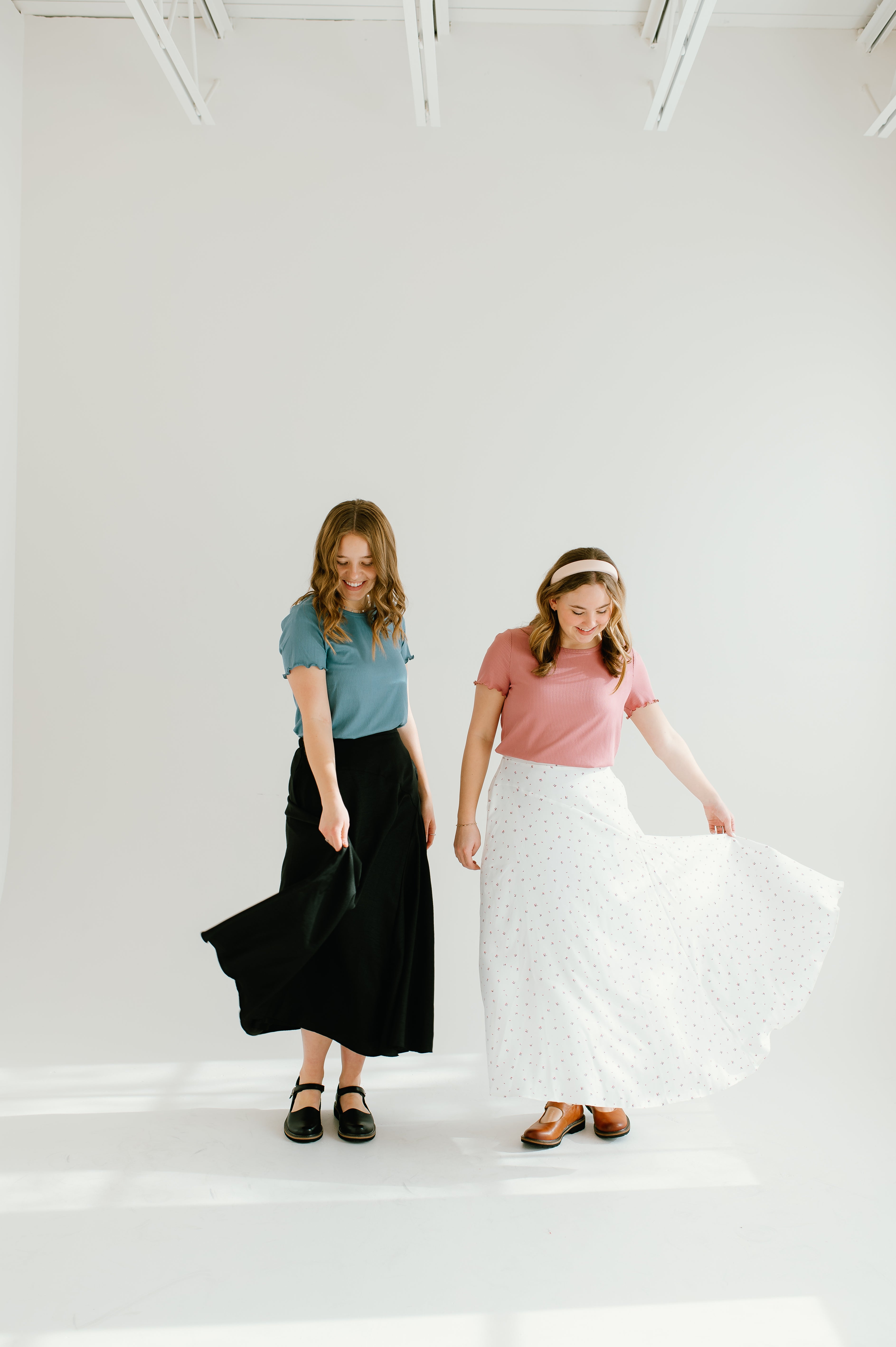 black and white flowy modest skirt