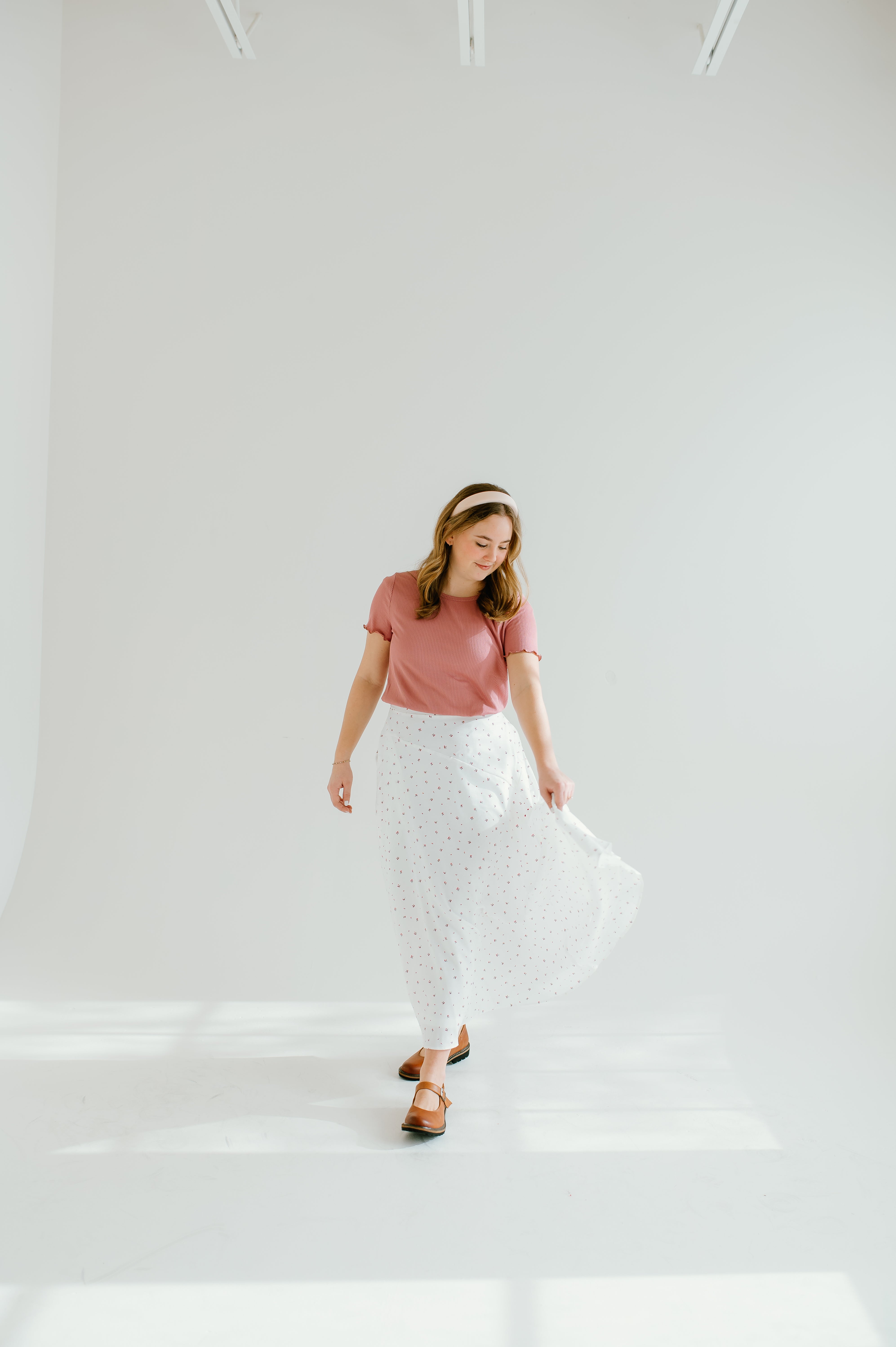 white flowy modest skirt