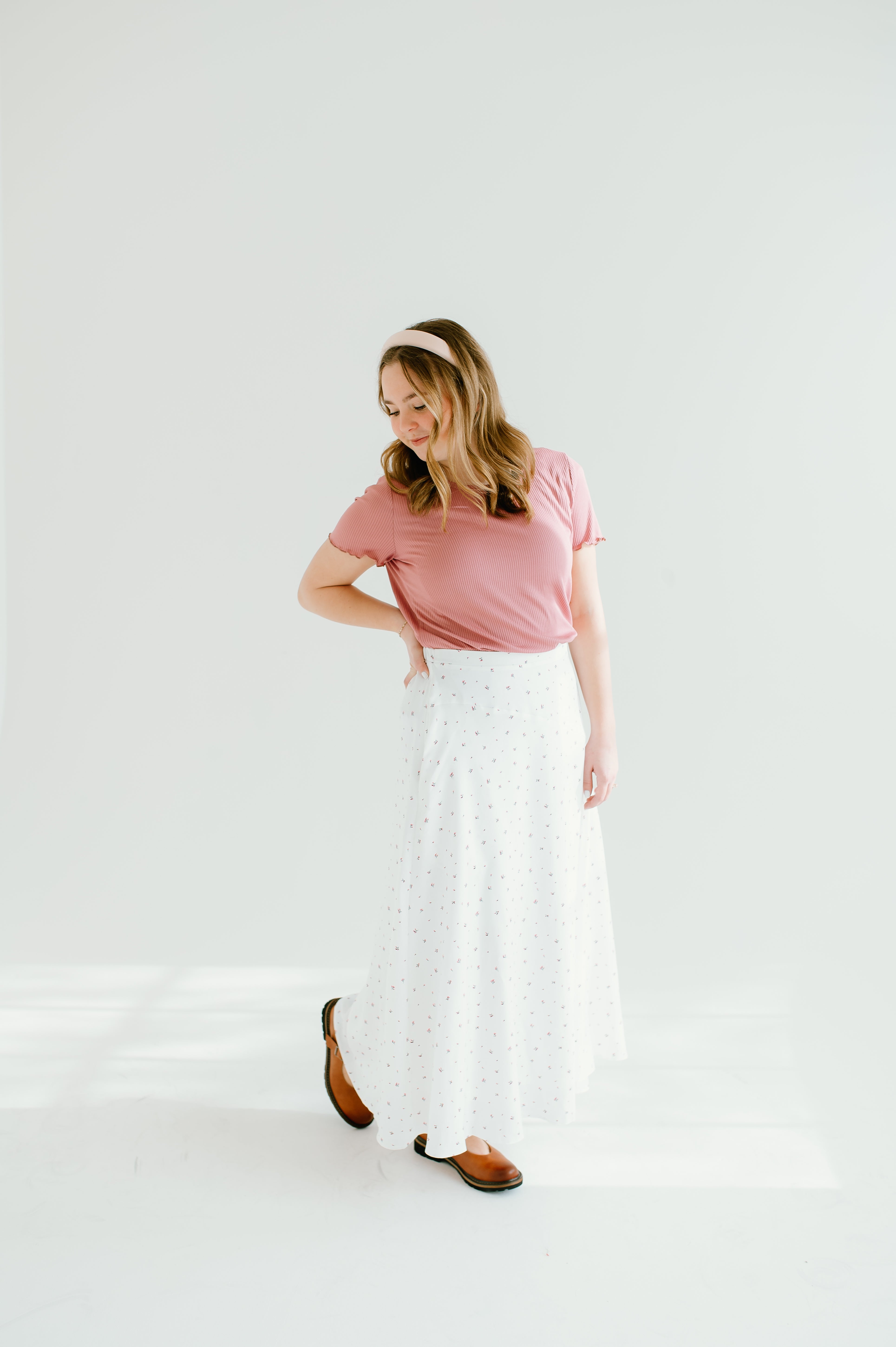 white flowy modest skirt