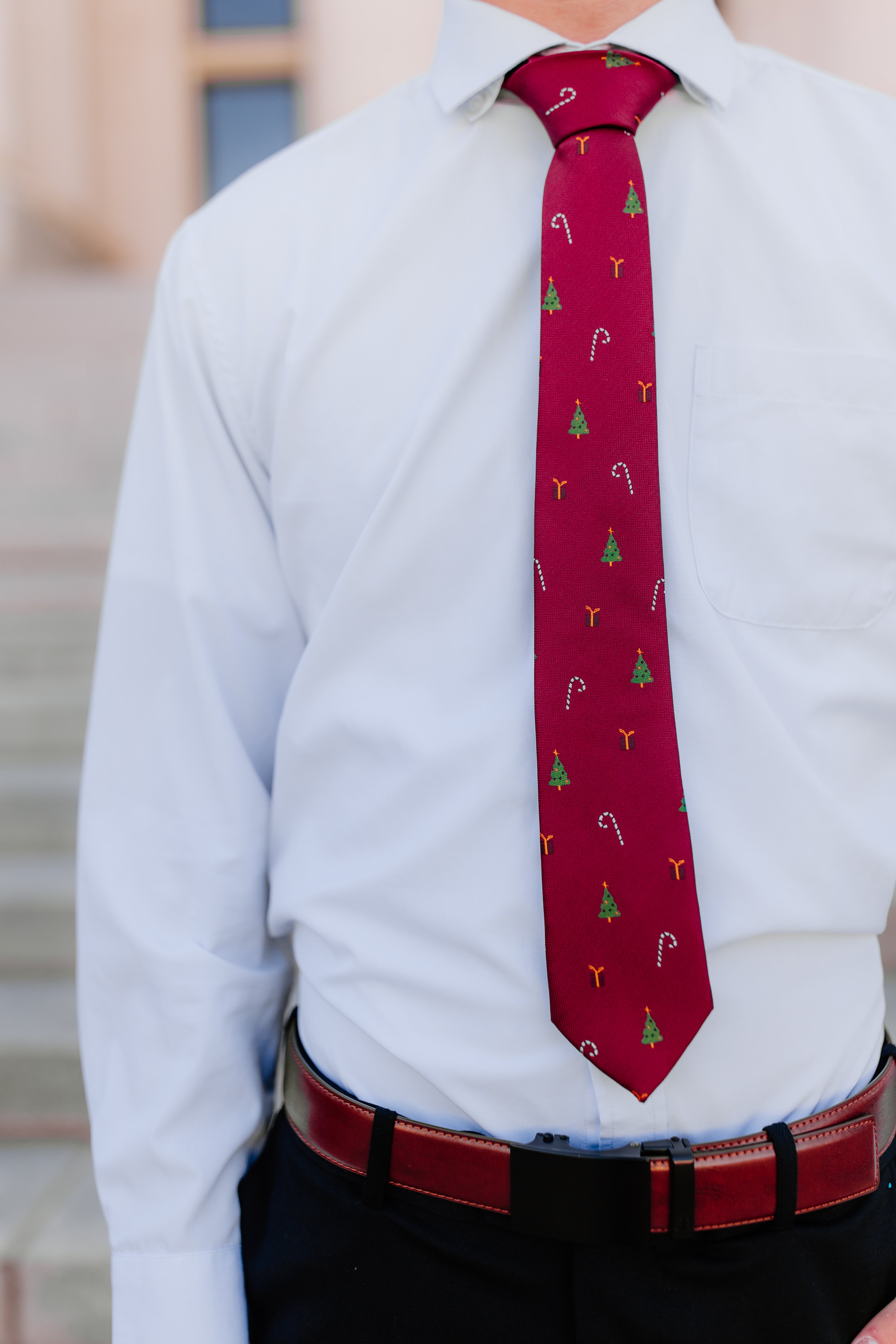 R&B Christmas Tie Microfiber Maroon Pattern