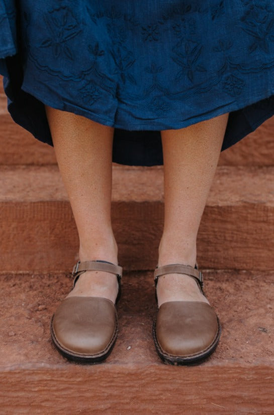 Shoes-Sisters - Naot Catania