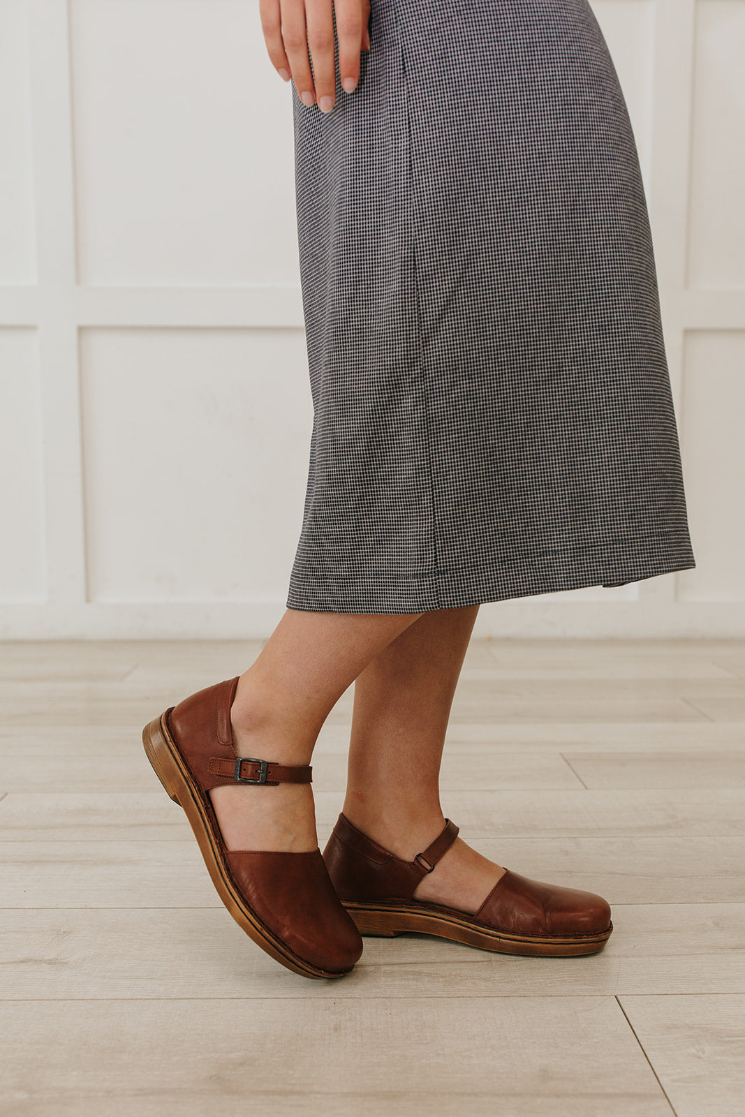 Shoes-Sisters - Naot Catania