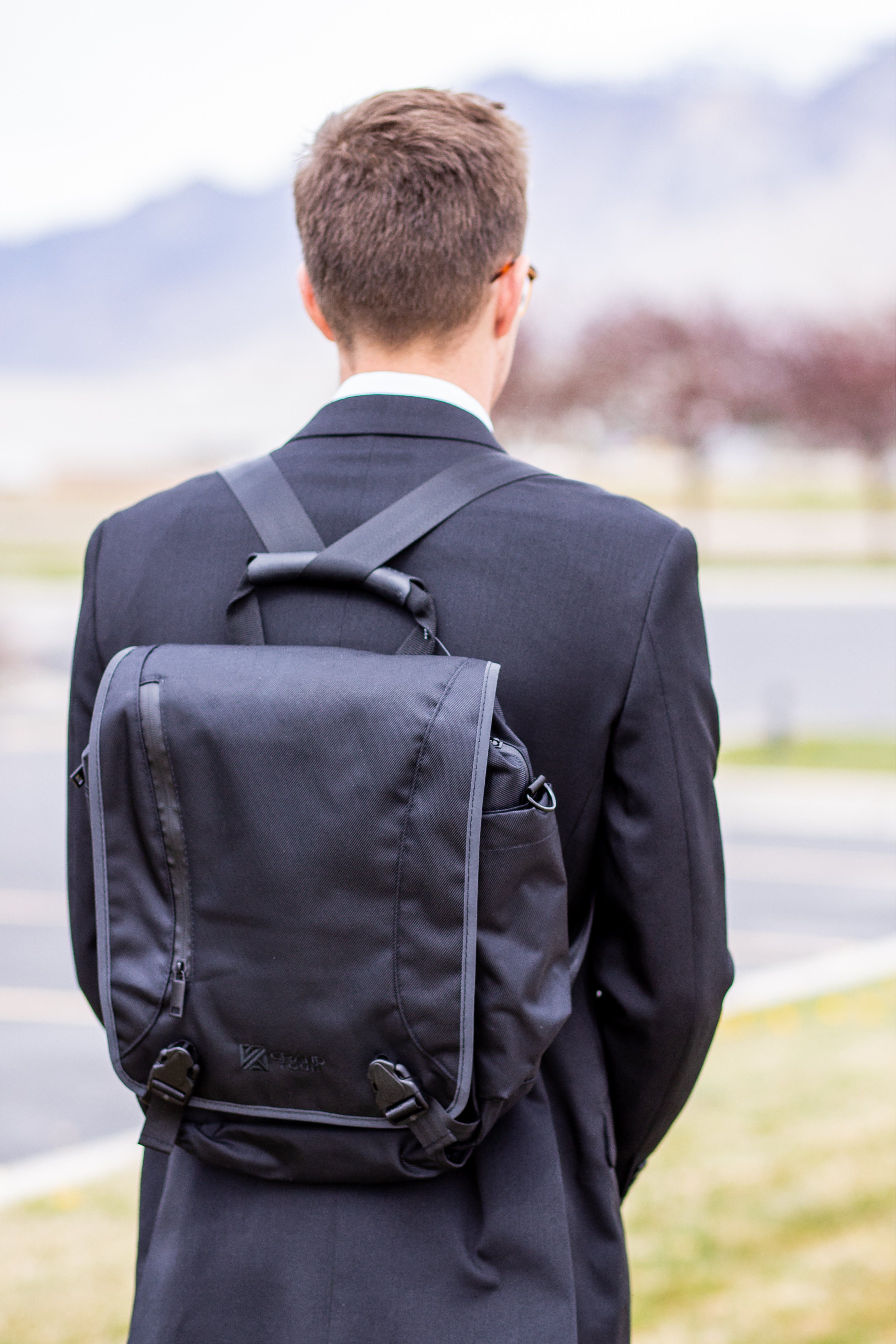 Bags - Grand Tour Arno Shoulder Bag