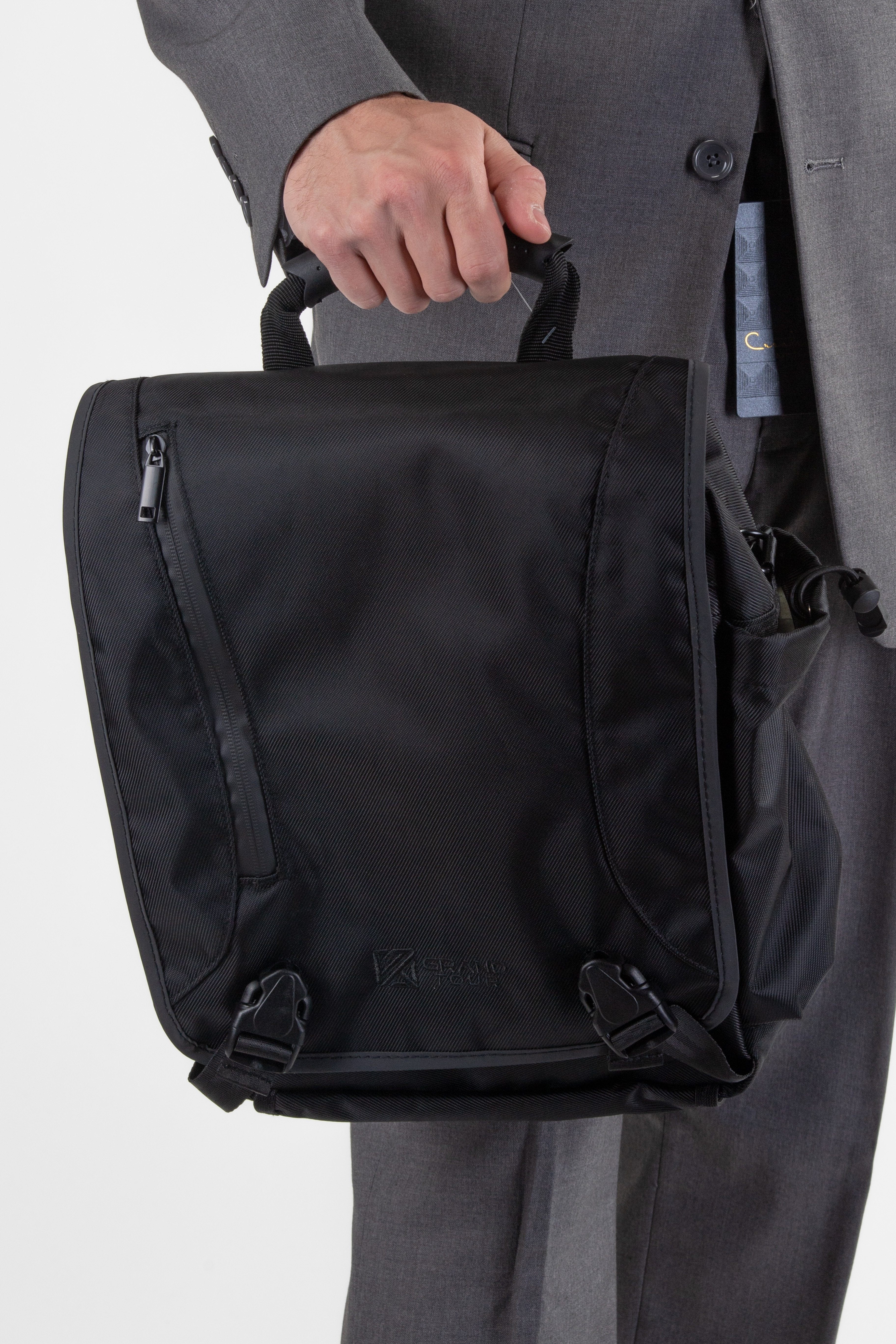 Bags - Grand Tour Arno Shoulder Bag