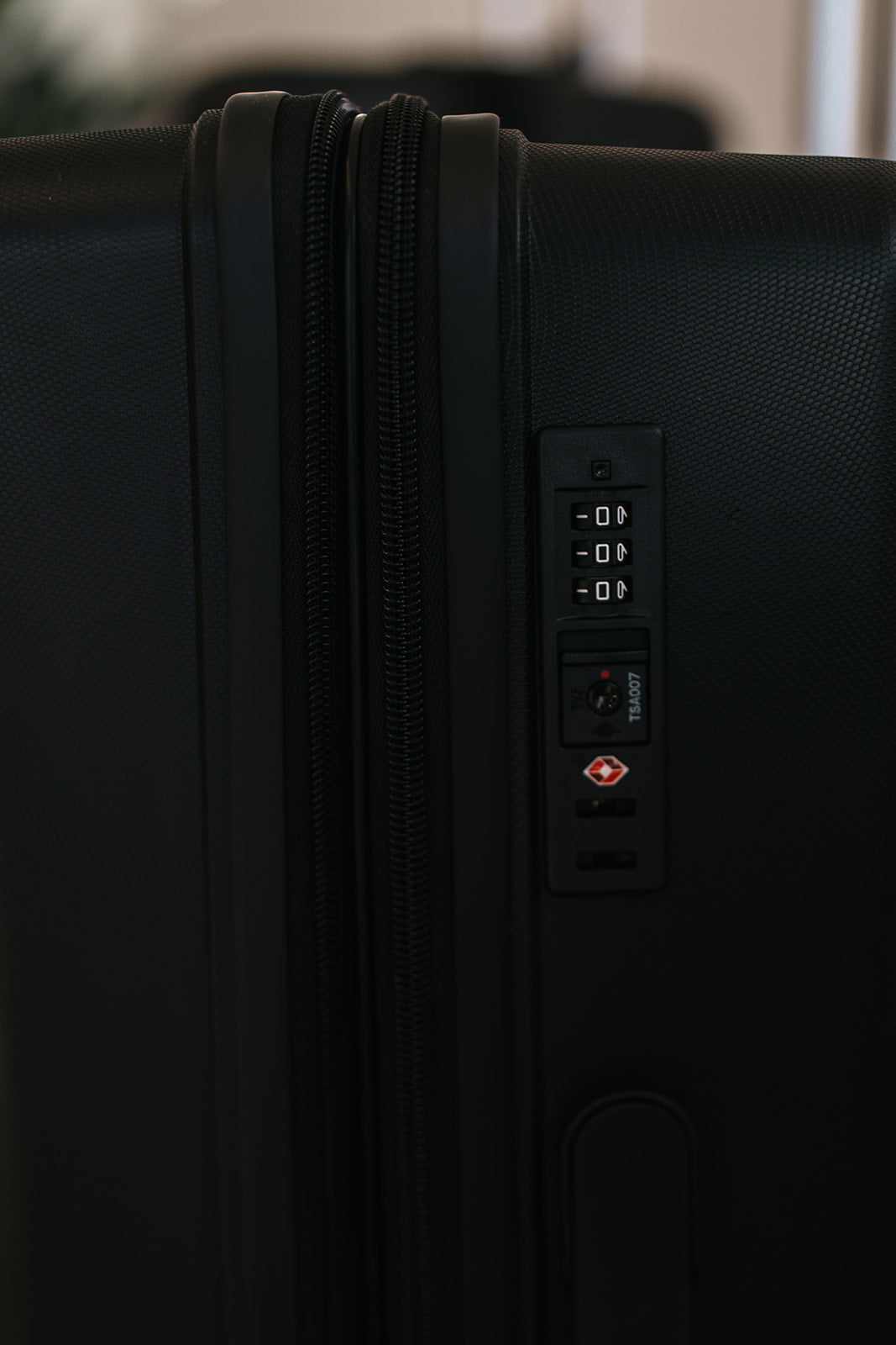 General - Grand Tour Tiber Luggage Black