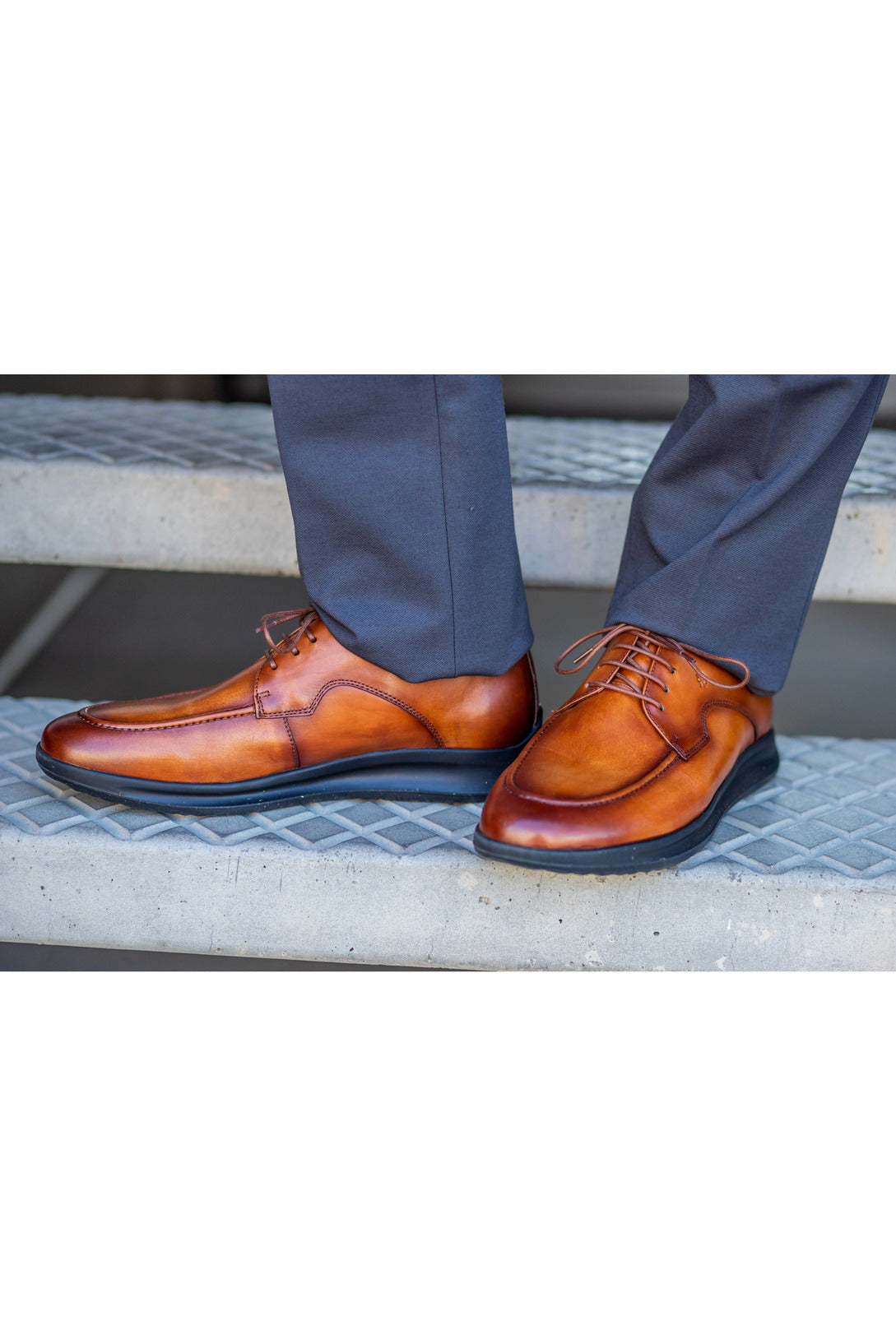 Robbins & Brooks Shoes - Robbins & Brooks Hammond Apron Toe Lace Up Tan